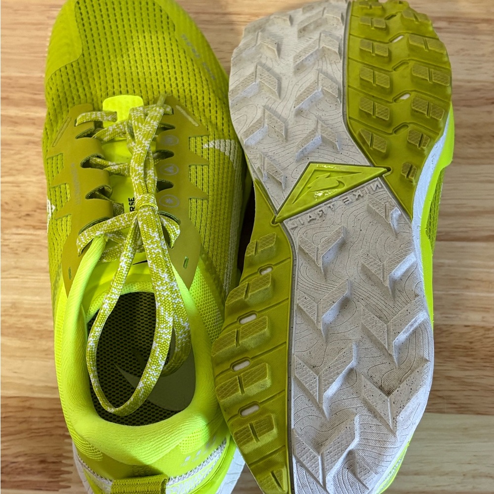 Nike Wildhorse Neon Green Trail Shoes - Picture 9 of 13